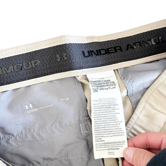 Under Armour Tan Flat Front Chino Golf Pants Sz 36x30 - Picture 2 of 4